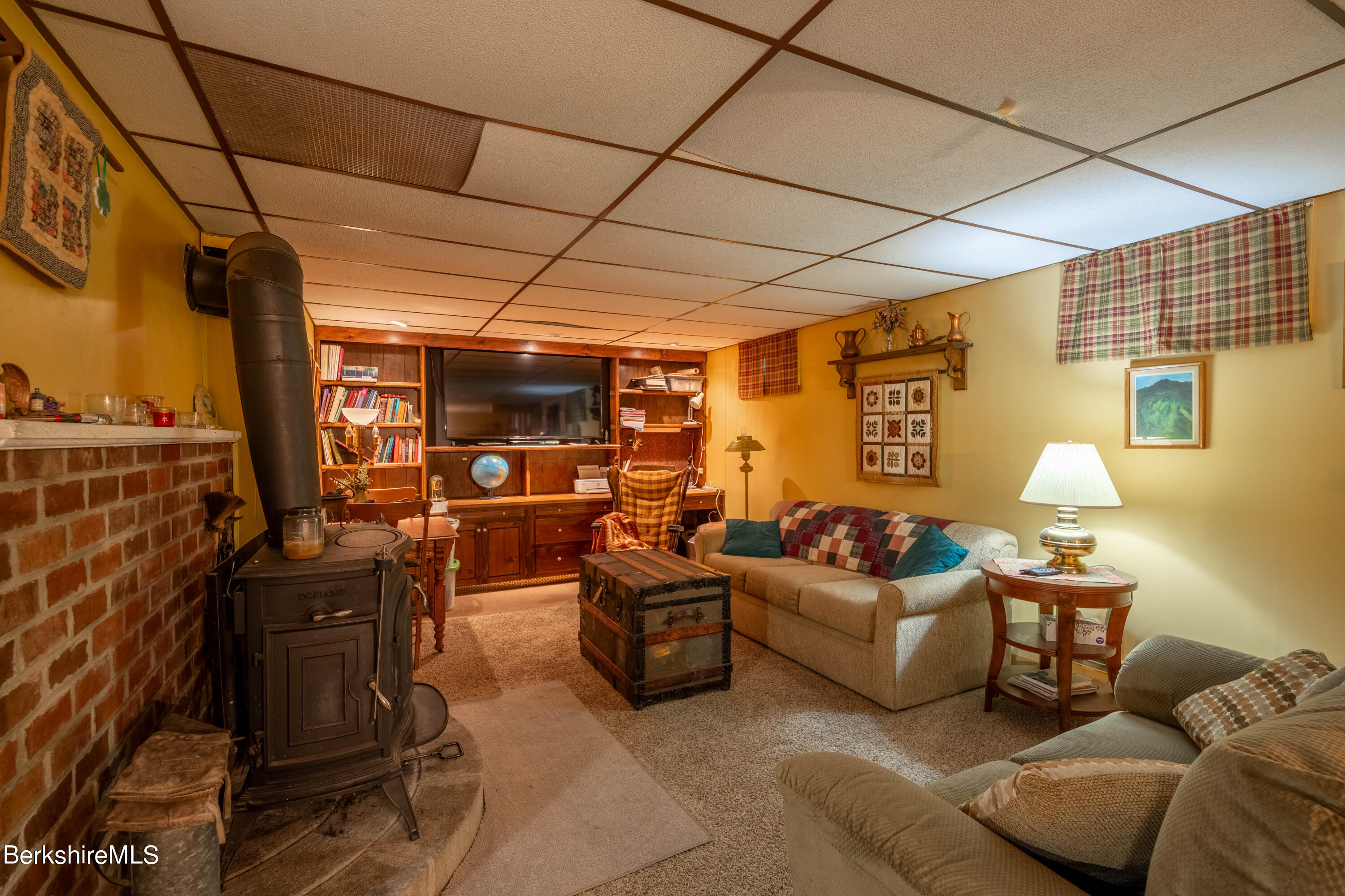 69 Wells Road Cheshire, MA 01225 - Photo 23 of 52 69Wells-30