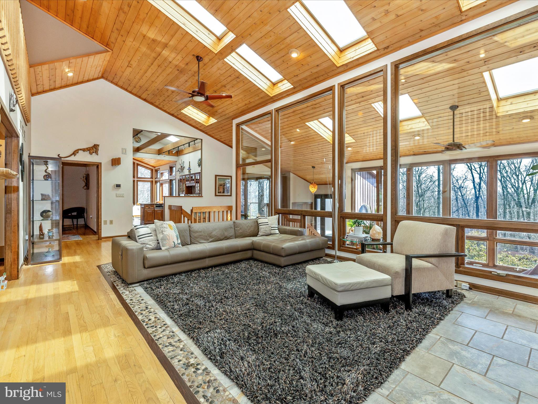 3948 Mar Lu Ridge Road Jefferson, MD 21755 - Photo 11 of 116 Living Room