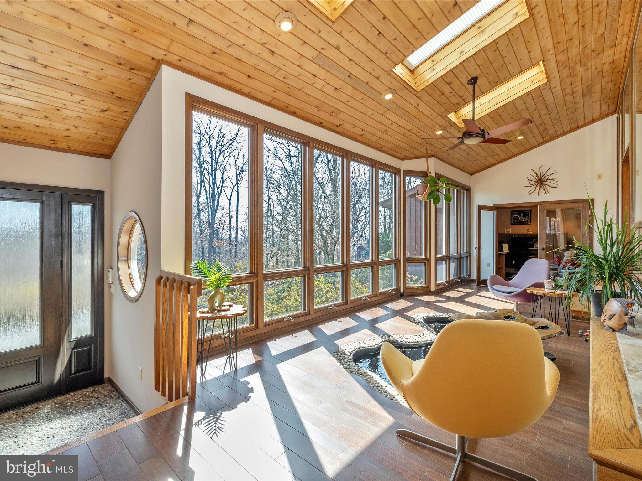 3948 Mar Lu Ridge Road Jefferson, MD 21755 - Photo 23 of 116 Sun Room