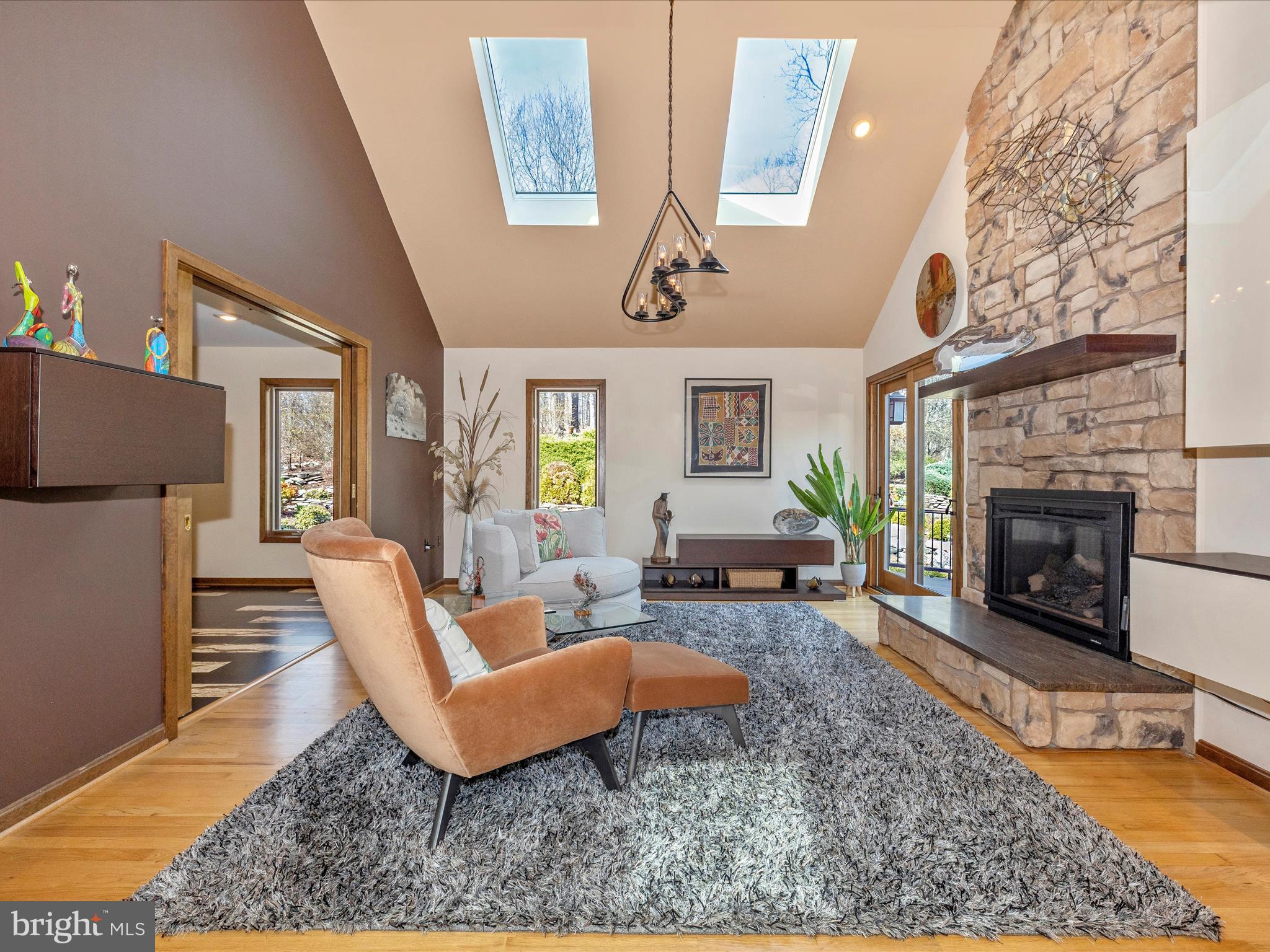3948 Mar Lu Ridge Road Jefferson, MD 21755 - Photo 27 of 116 Family Room