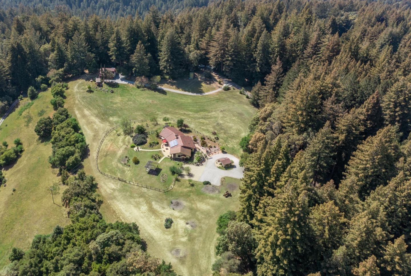 1564-1562 Tindall Ranch Road Corralitos, CA 95076 - Photo 10 of 75 Gallery Image 10