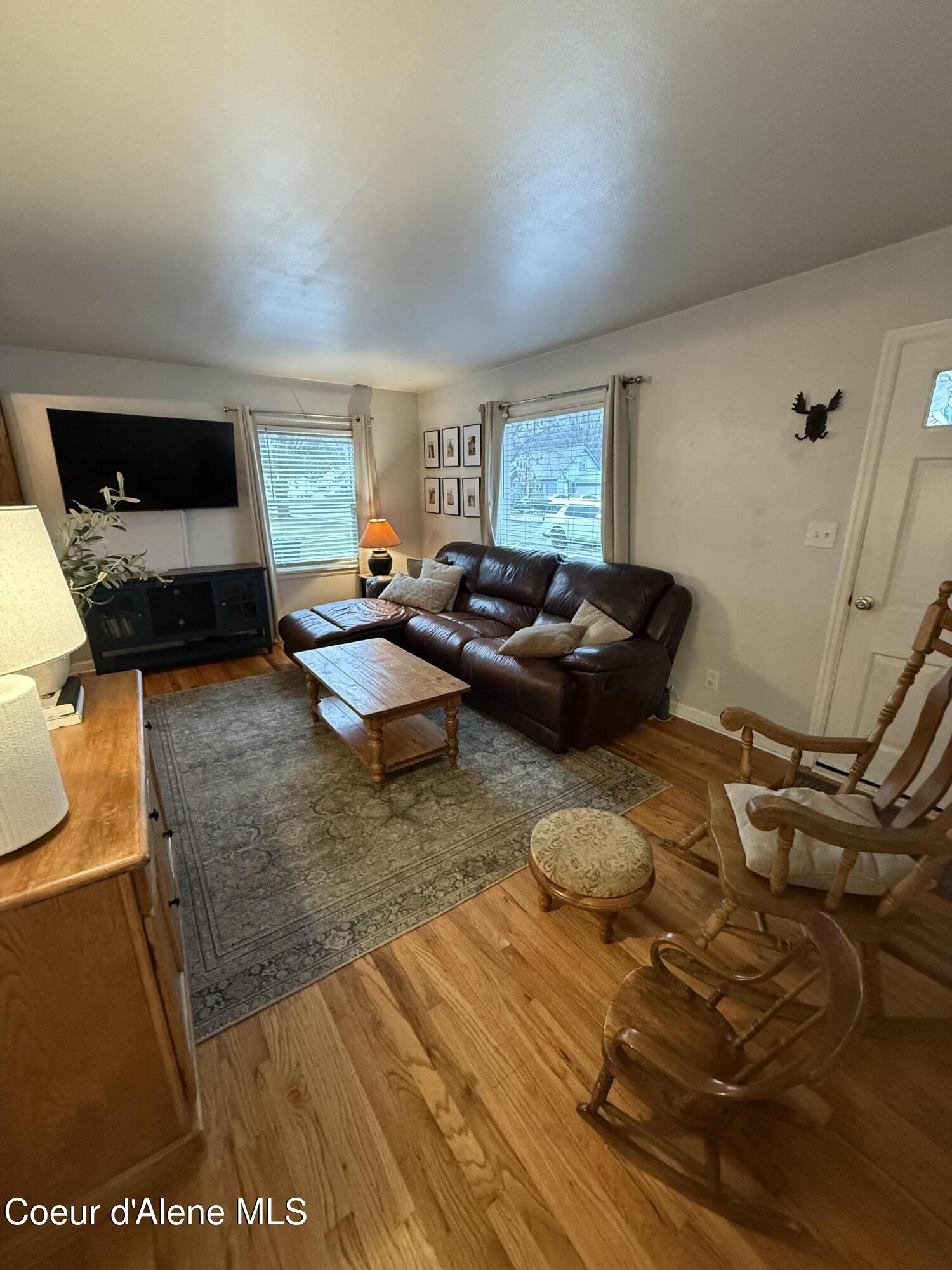 514 Riverside Avenue West Kellogg, ID 83837 - Photo 5 of 31 IMG_4004