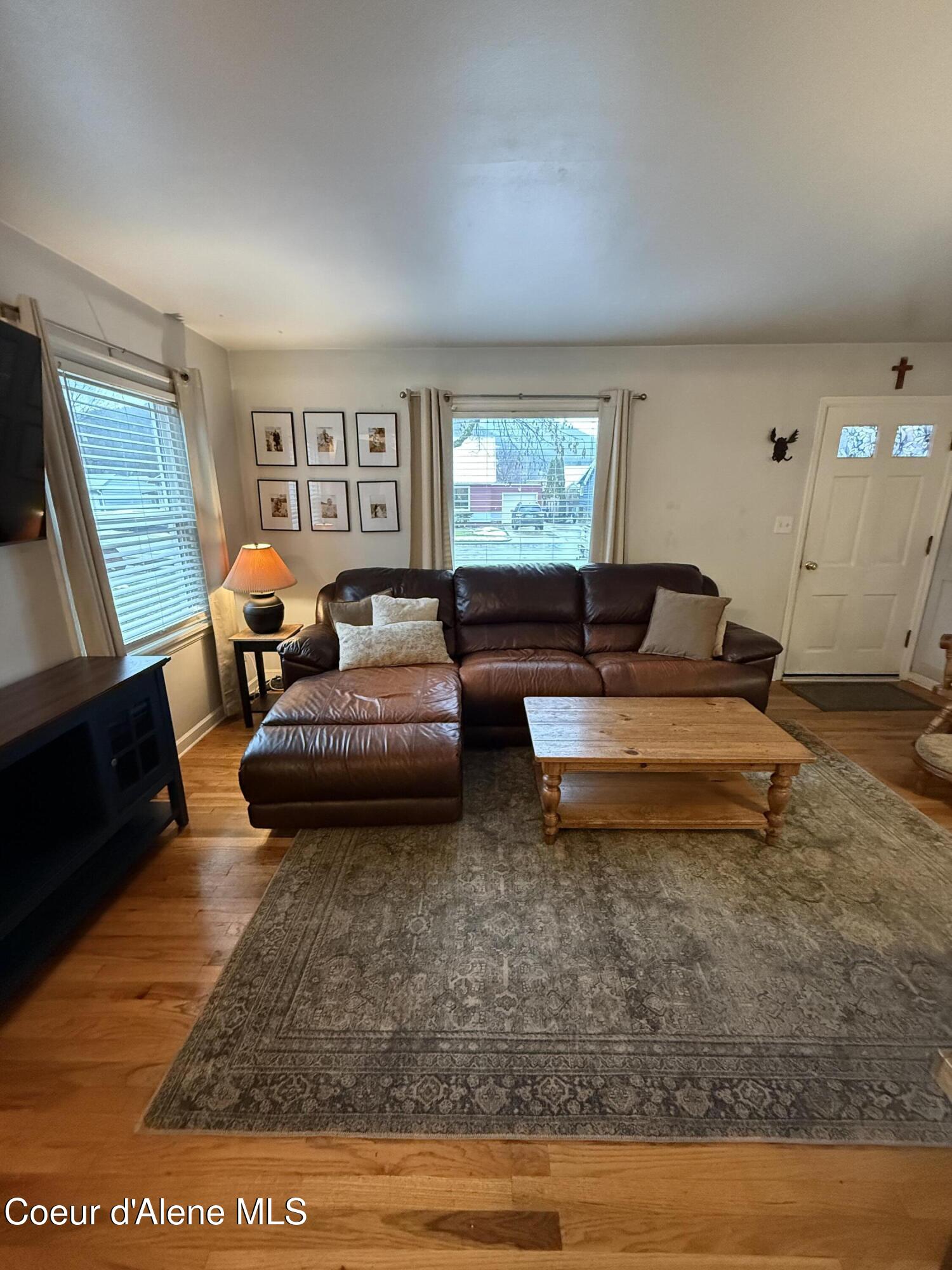 514 Riverside Avenue West Kellogg, ID 83837 - Photo 7 of 31 IMG_4006