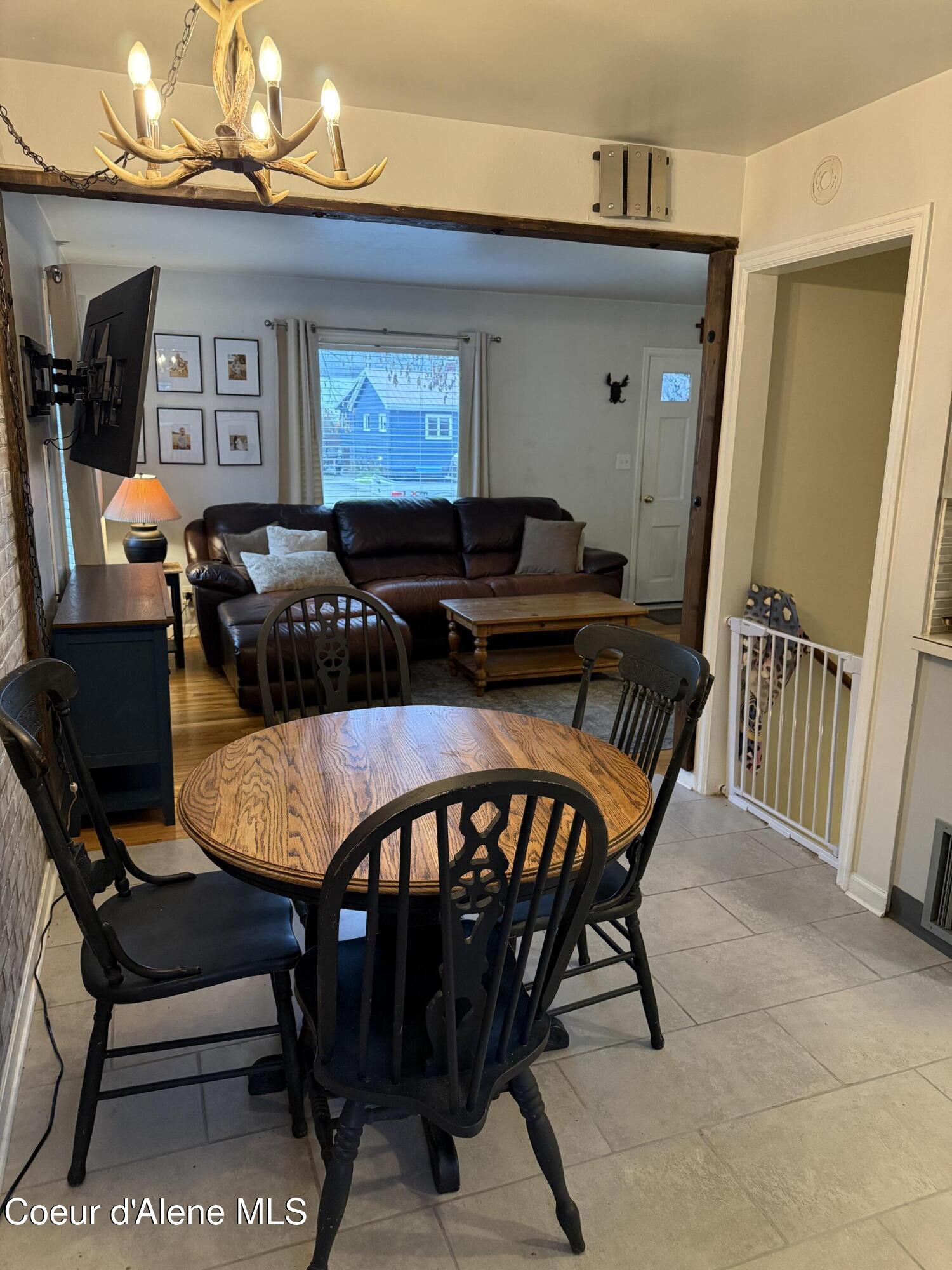 514 Riverside Avenue West Kellogg, ID 83837 - Photo 8 of 31 IMG_4009