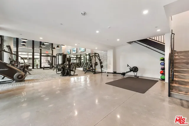 $3,105 | 5075 Camino De La Siesta, Unit 243, San Diego, CA 92108