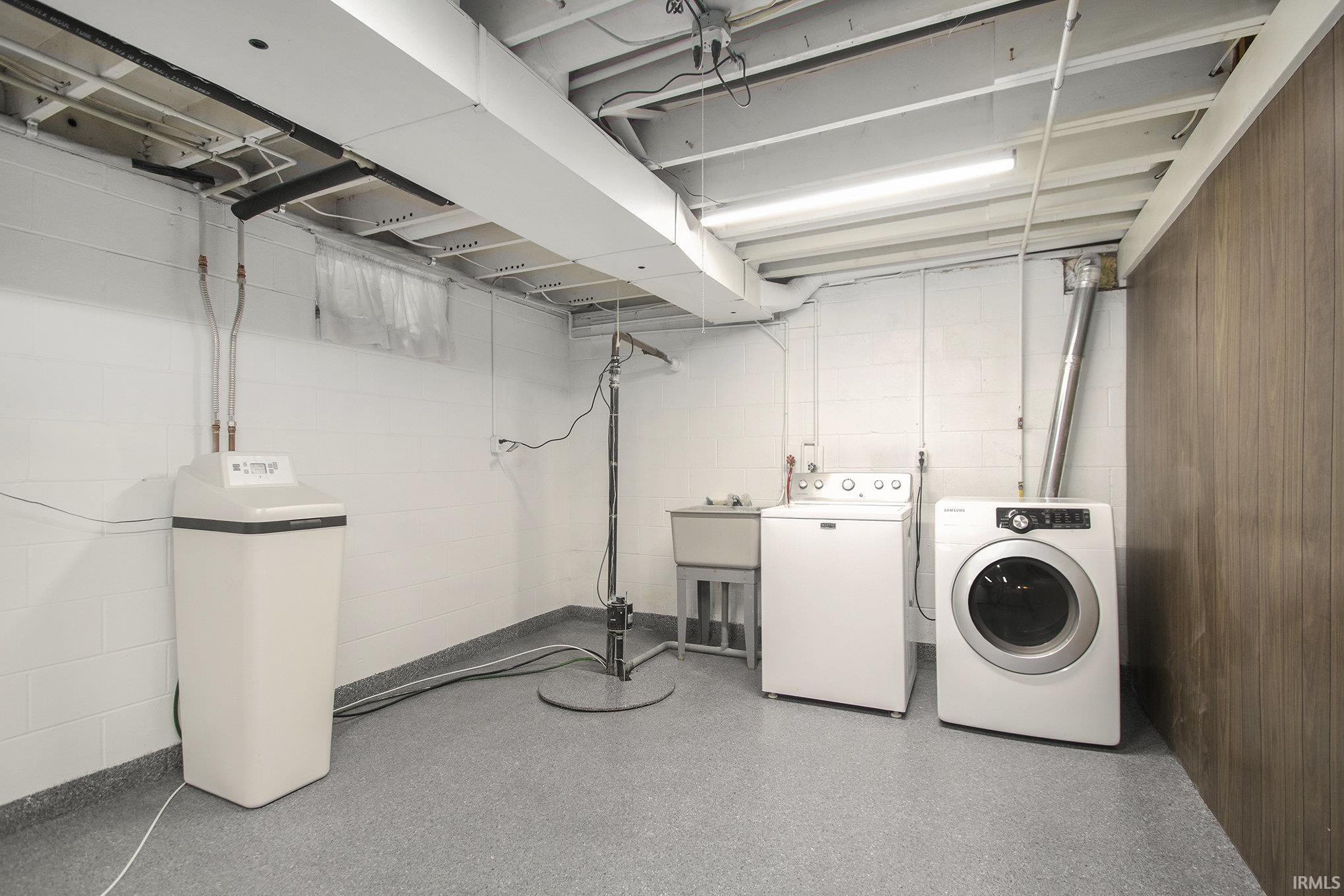 56039 Rio Lindo Drive Elkhart, IN 46514 - Photo 29 of 36