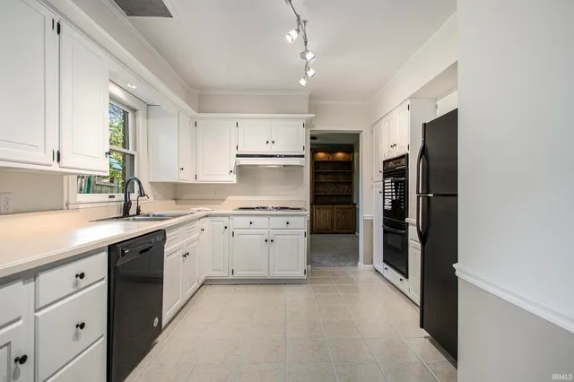 $429,000 | 56039 Rio Lindo Drive, Elkhart, IN 46514