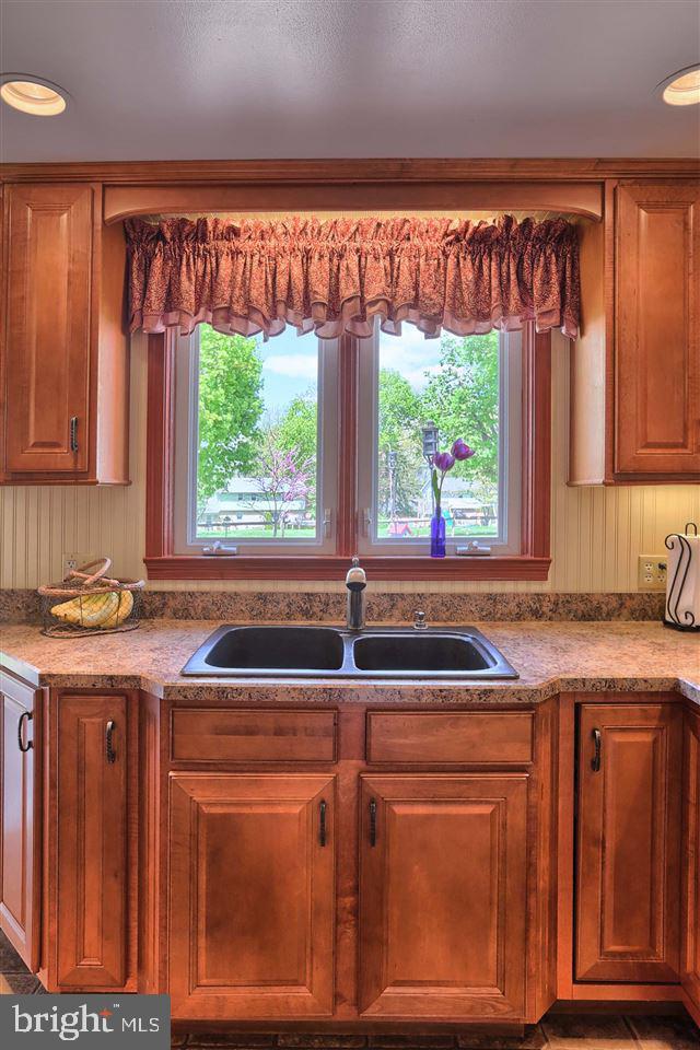 1601 Druck Valley Road York, PA 17406 - Photo 11 of 28 Gallery Image 11