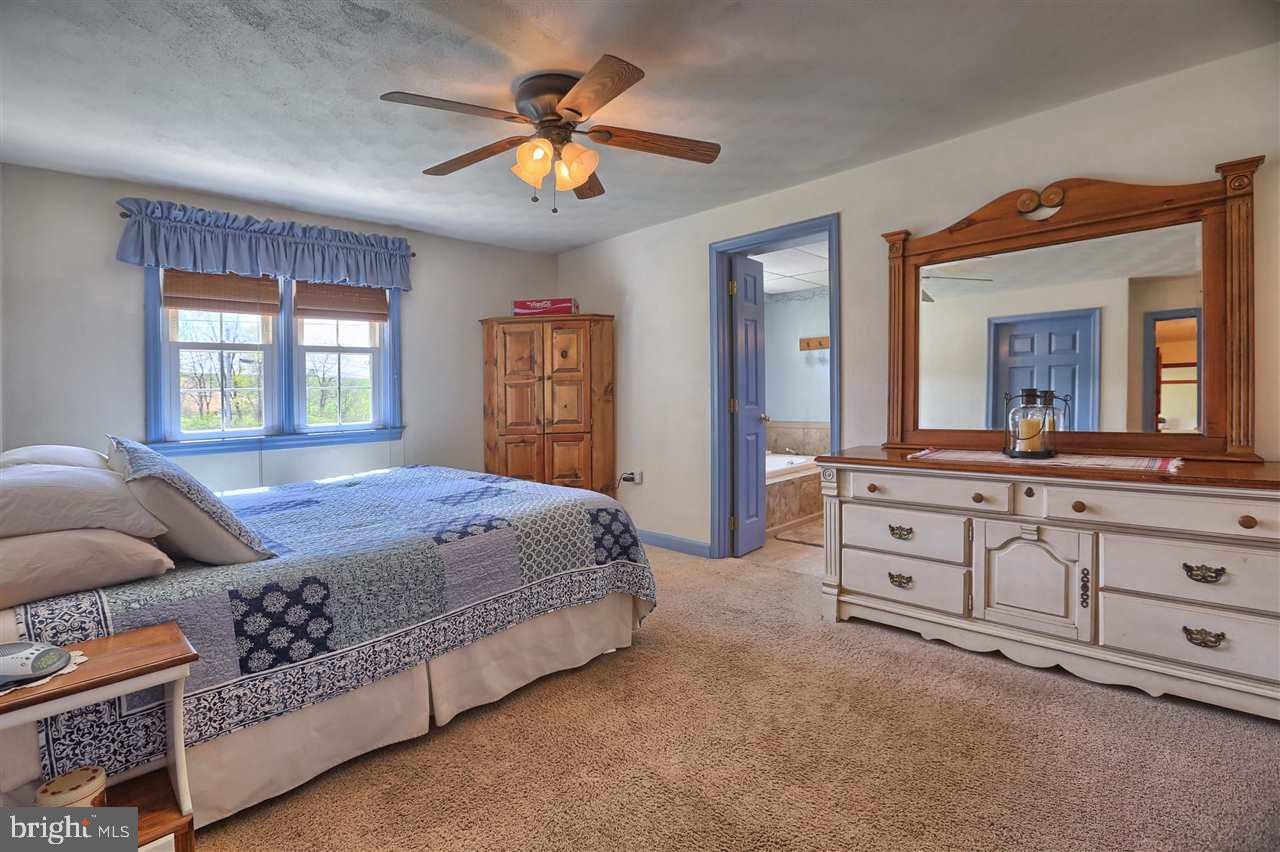1601 Druck Valley Road York, PA 17406 - Photo 15 of 28 Gallery Image 15