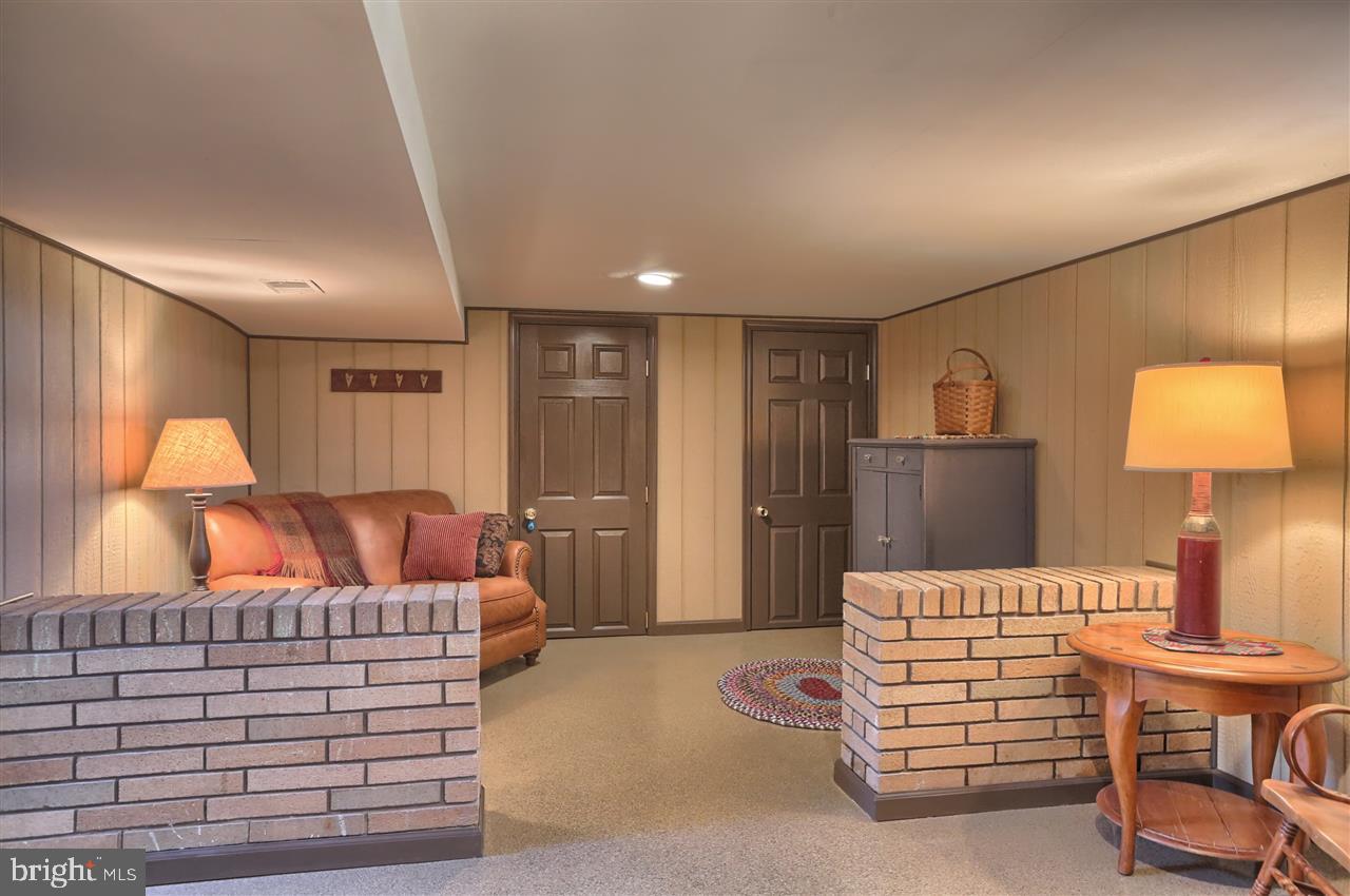 1601 Druck Valley Road York, PA 17406 - Photo 21 of 28 Gallery Image 21