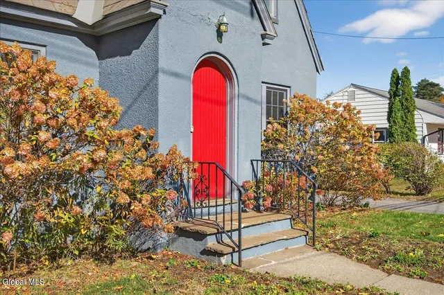 $639,000 | 261 West Circular Street, Saratoga Springs, NY 12866