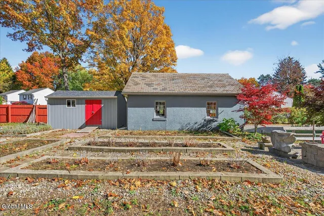 $639,000 | 261 West Circular Street, Saratoga Springs, NY 12866