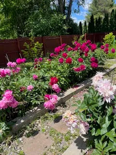 $639,000 | 261 West Circular Street, Saratoga Springs, NY 12866