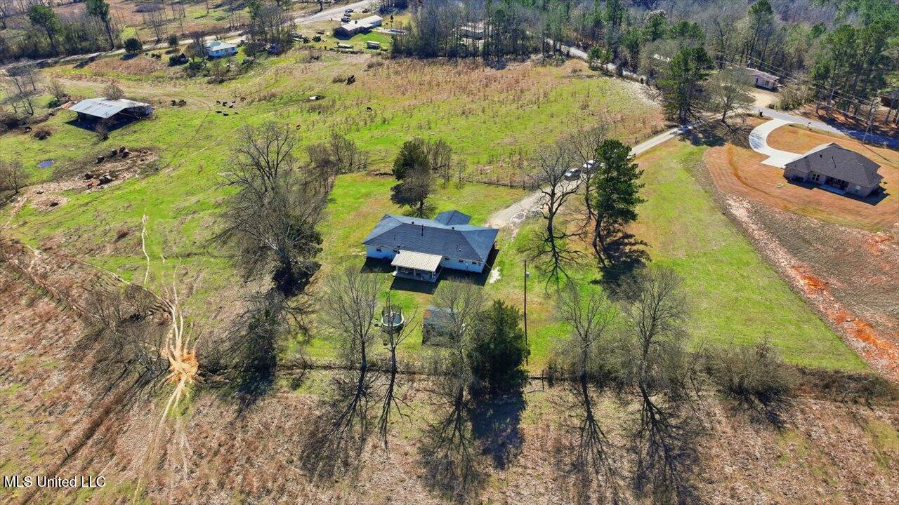 144 Walter Jones Road Magee, MS 39111 - Photo 64 of 68 58-144 Walter Jones Rd _ Home Tours MS