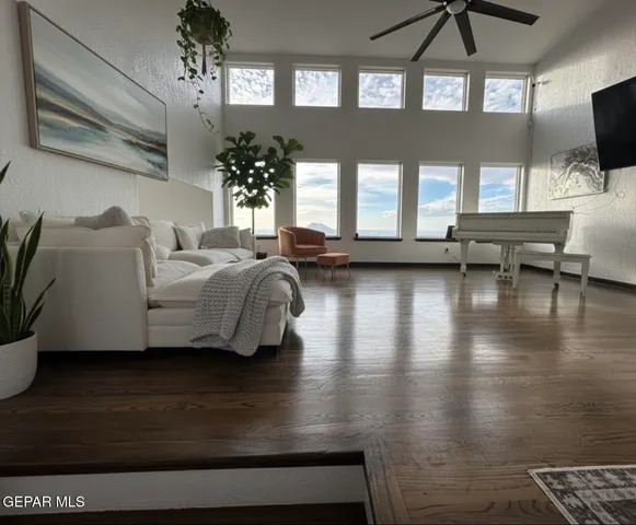 $1,499,777 | 65 Sierra Crest Drive, El Paso, TX 79902