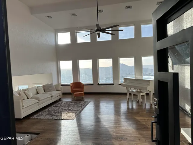 $1,499,777 | 65 Sierra Crest Drive, El Paso, TX 79902