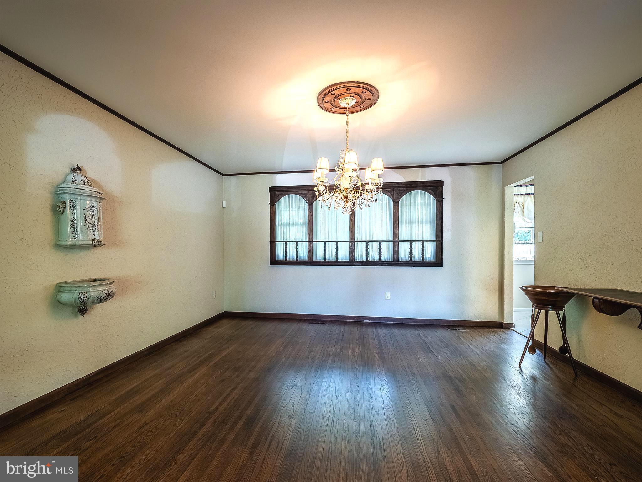 425 Kennebec Road Cherry Hill, NJ 08002 - Photo 6 of 31 Dining Room