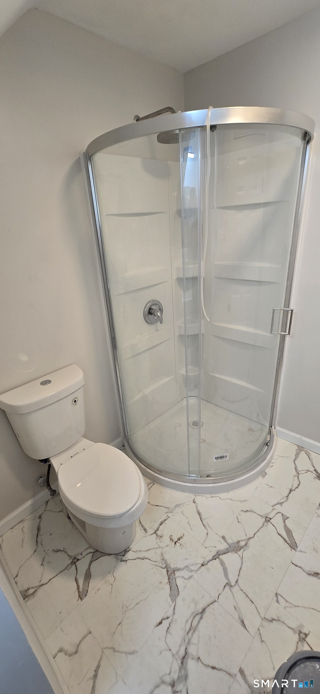 189 Fieldwood Road Waterbury, CT 06704 - Photo 23 of 30