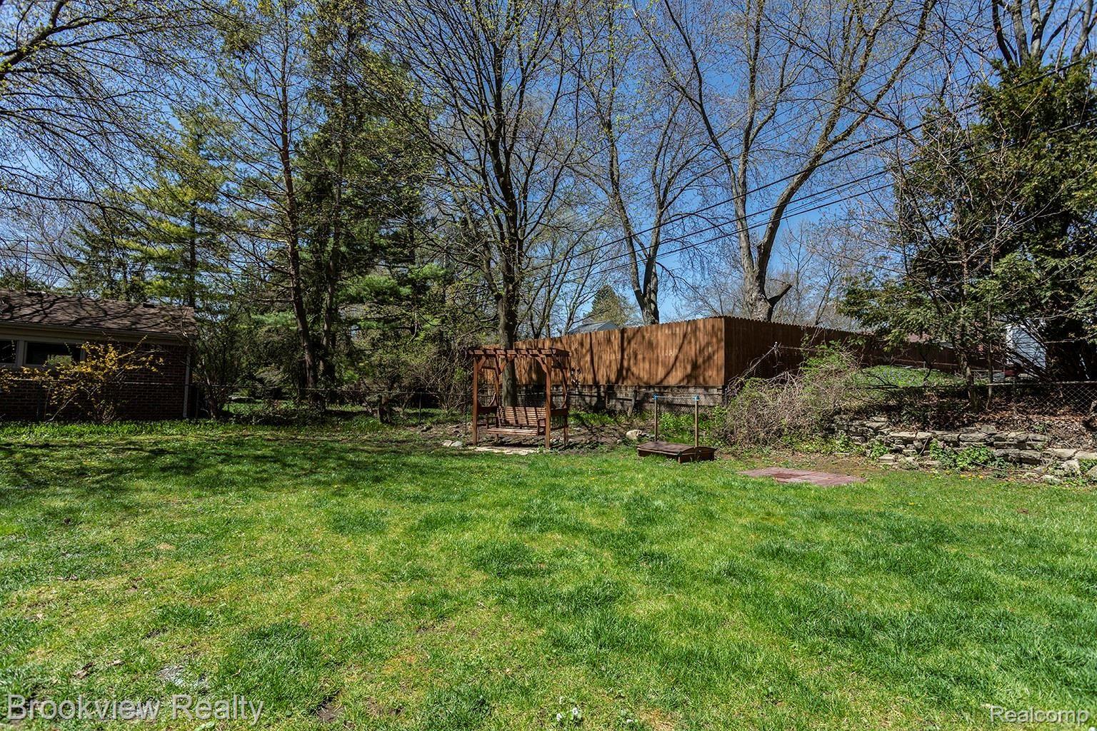 270 Winry Drive Rochester, MI 48307 - Photo 28 of 28 27.jpg
