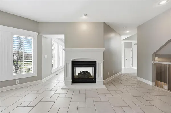 $669,000 | 2732 Southwest Arthur Drive, Lee's Summit, MO 64082