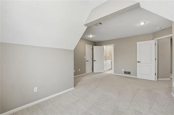 $669,000 | 2732 Southwest Arthur Drive, Lee's Summit, MO 64082
