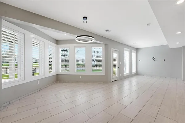 $669,000 | 2732 Southwest Arthur Drive, Lee's Summit, MO 64082
