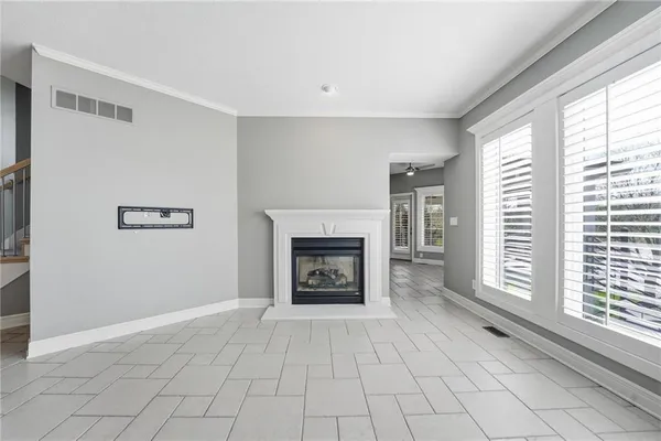 $669,000 | 2732 Southwest Arthur Drive, Lee's Summit, MO 64082