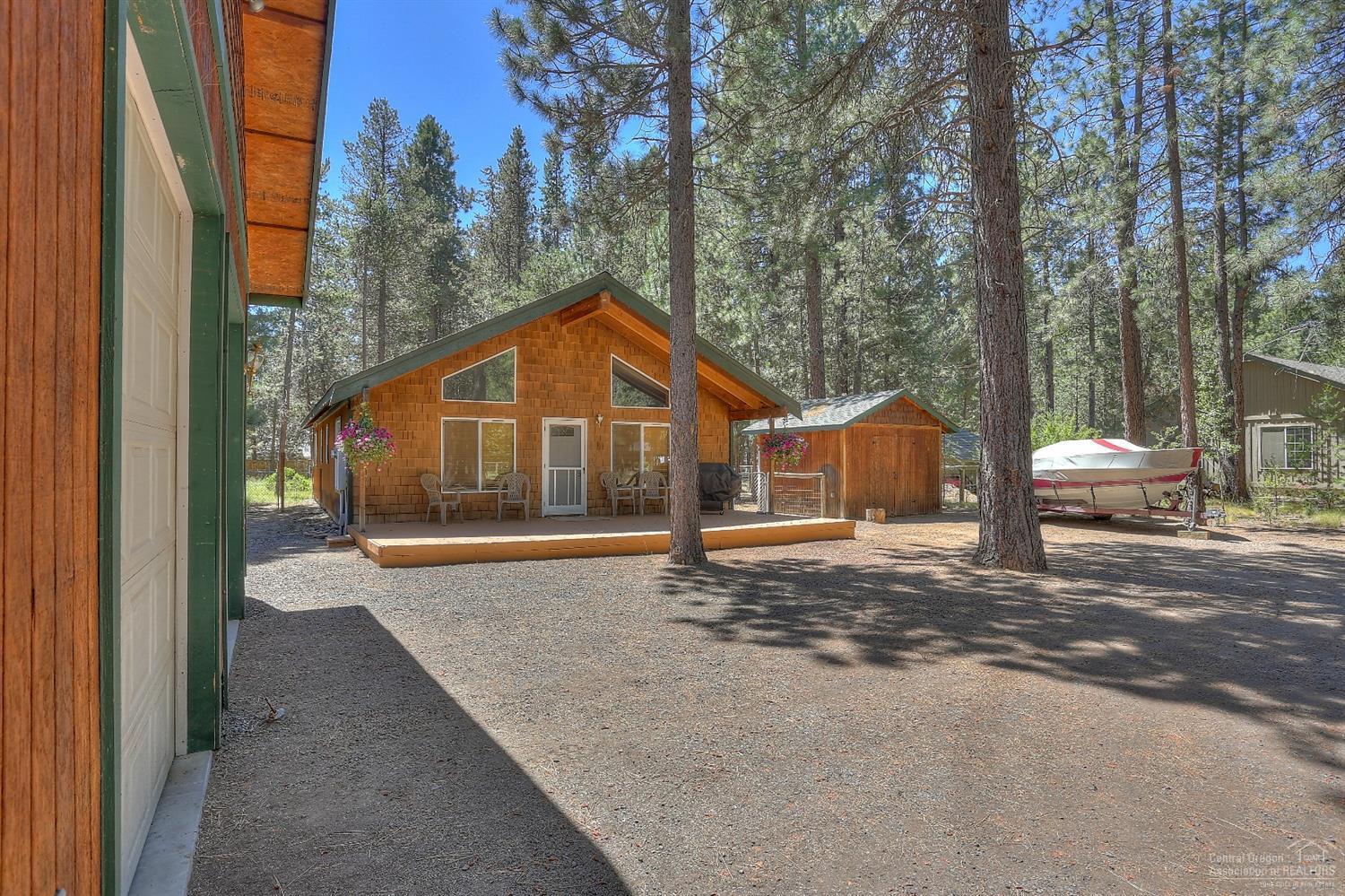16965 Indio Road Bend, OR 97707 - Photo 4 of 19 Additional Photo