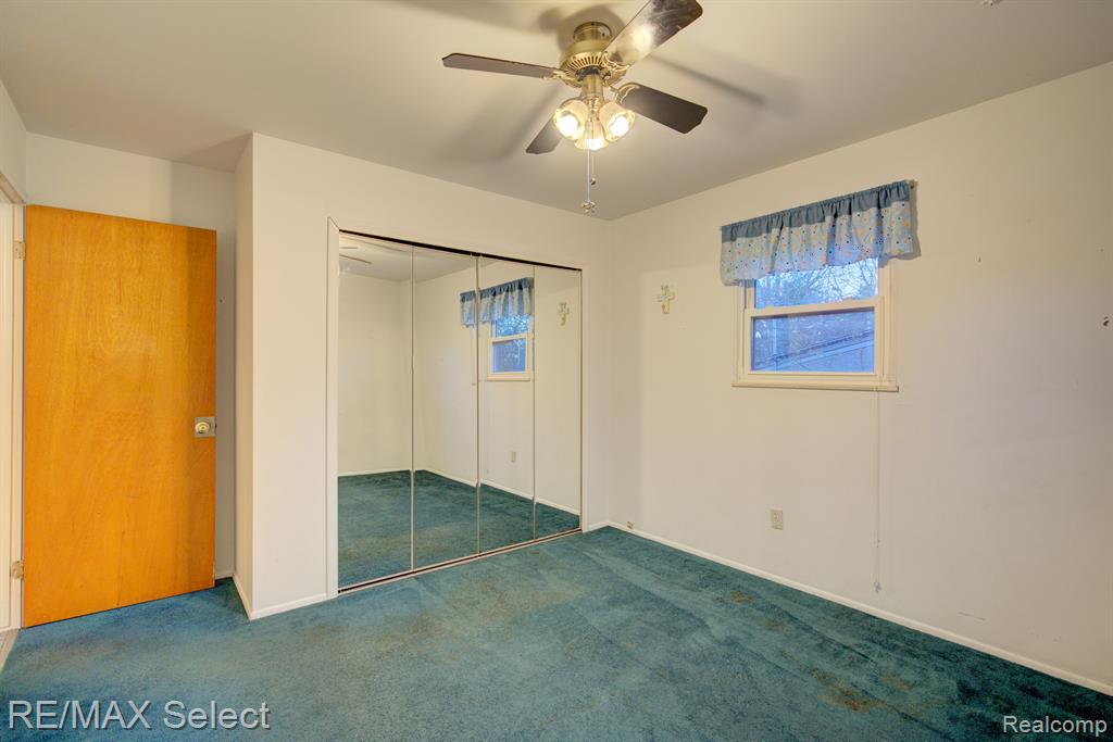 1424 South Graham Road Flint, MI 48532 - Photo 23 of 32