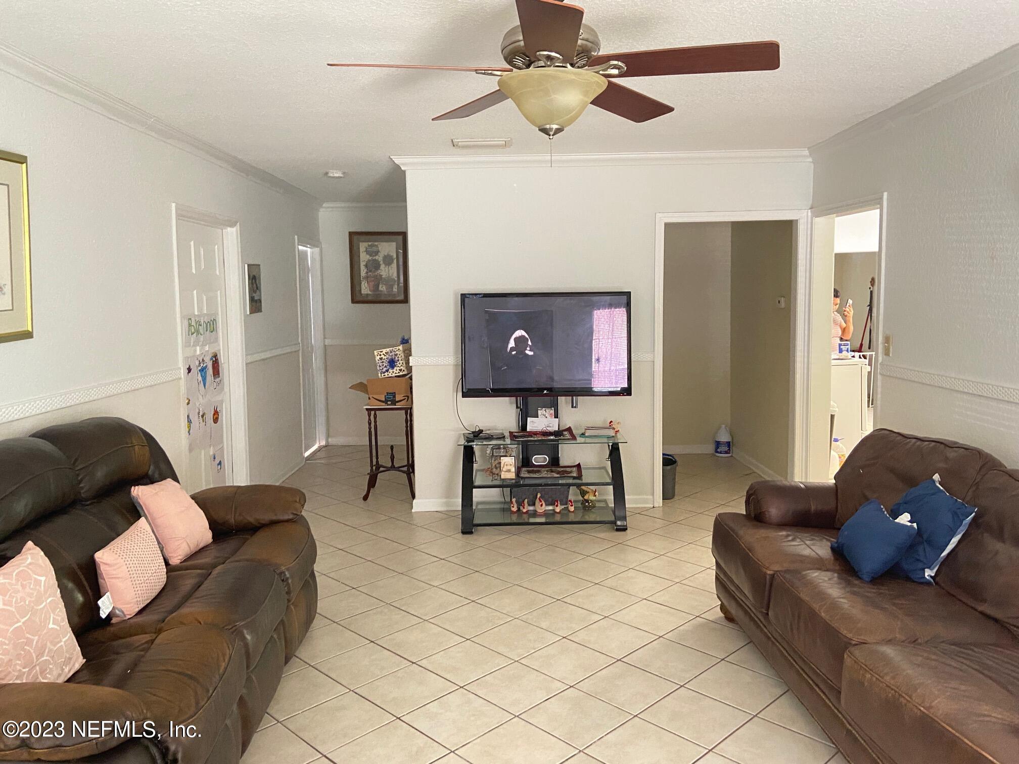 4526 Bedford Road Jacksonville, FL 32207 - Photo 17 of 19 IMG_8492