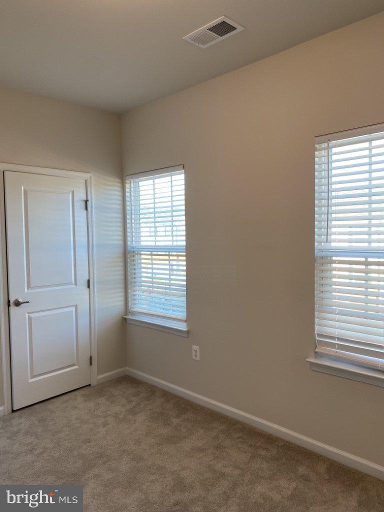 531 View Point Way Fredericksburg, VA 22405 - Photo 10 of 36 Bright and airy room with natural light.