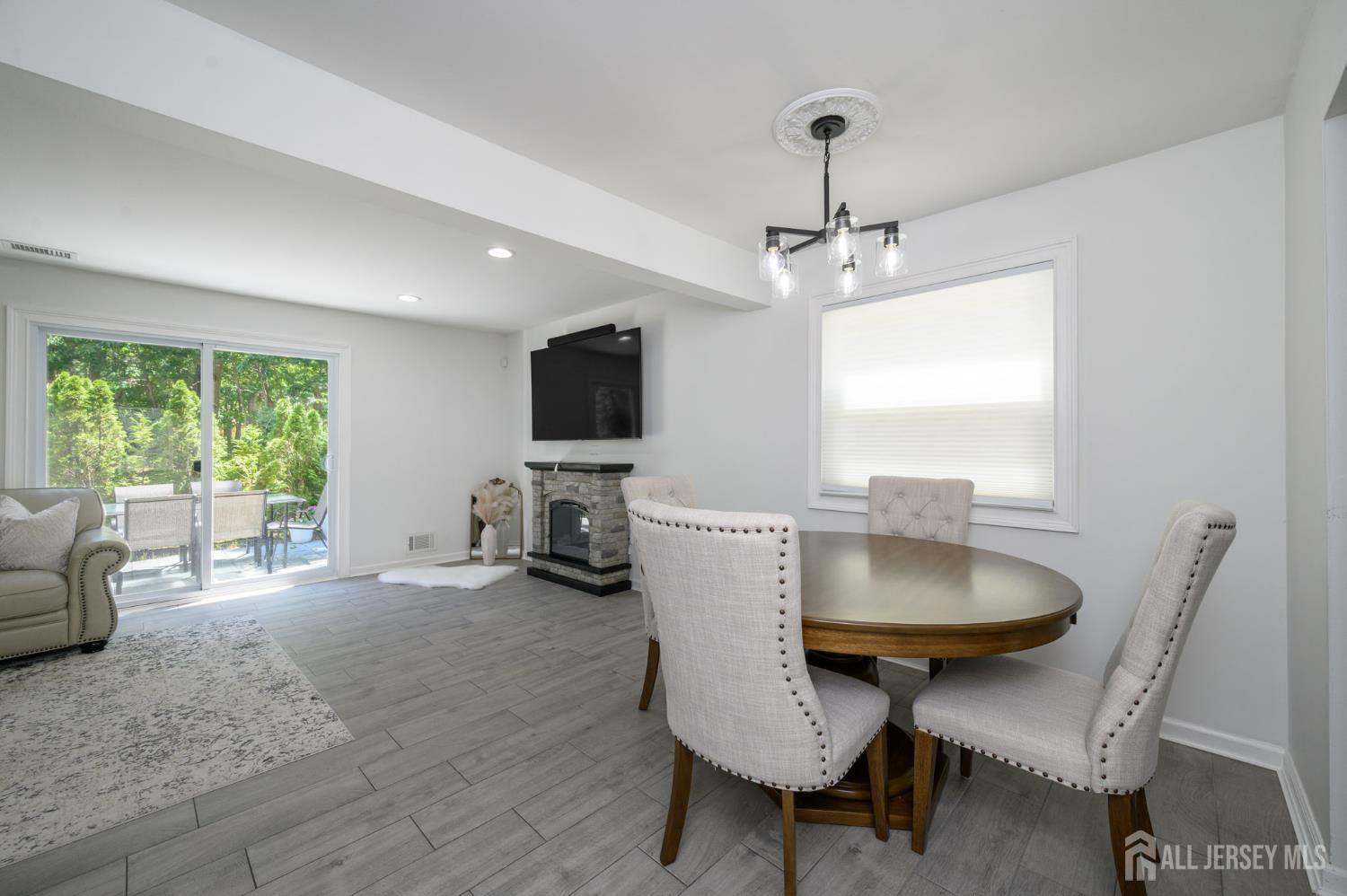 16 Finch Road Howell, NJ 07731 - Photo 7 of 35