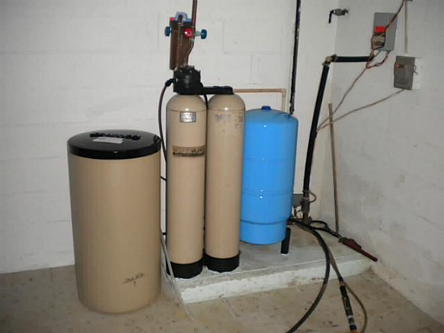 1022 Lake Road Northeast Lancaster, OH 43130 - Photo 16 of 25 Gallery Image 16