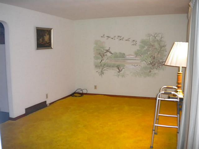1022 Lake Road Northeast Lancaster, OH 43130 - Photo 4 of 25 Gallery Image 4