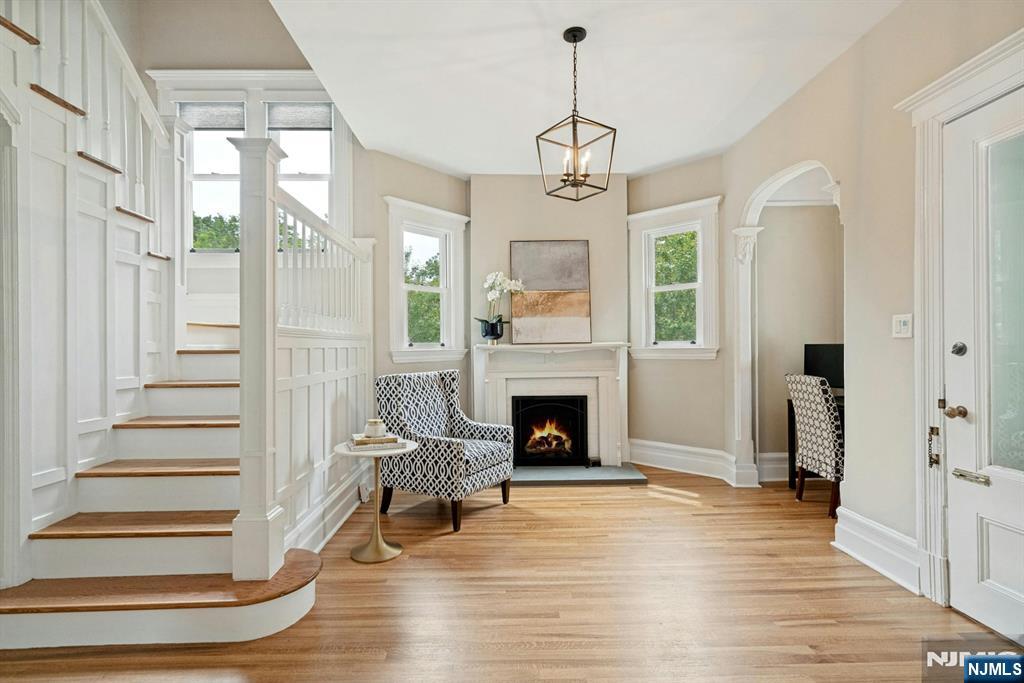 141 West End Avenue Ridgewood, NJ 07450 - Photo 6 of 39