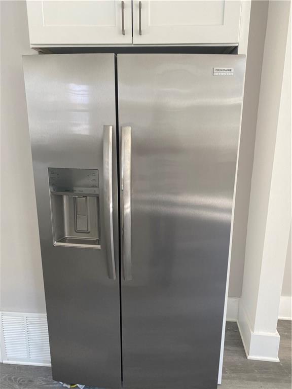 311 South 3rd Avenue Elizabeth, PA 15037 - Photo 15 of 30 a bathroom with a glass shower door