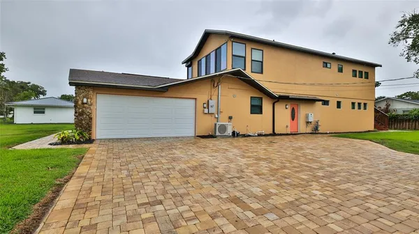 $869,000 | 1602 South Riverside Drive, Edgewater, FL 32132