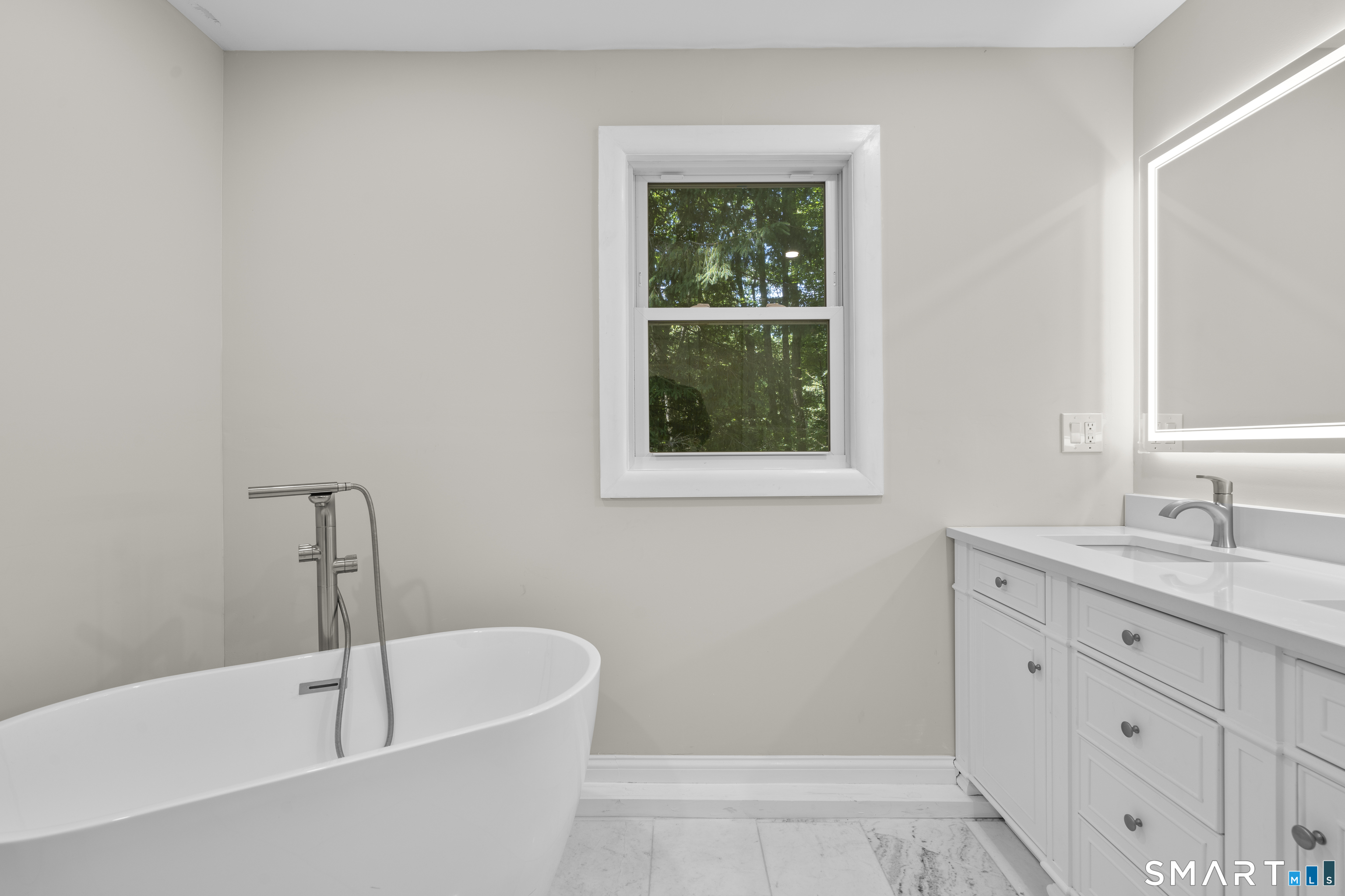 33 Old Stagecoach Road Redding, CT 06896 - Photo 26 of 40