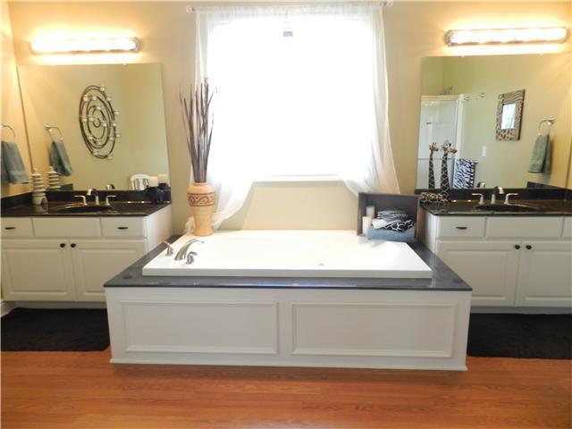 4433 Clark-Shaw Road Powell, OH 43065 - Photo 14 of 22 Gallery Image 14