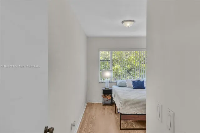 $195,000 | 5800 Northeast 22nd Way, Unit 523, Fort Lauderdale, FL 33308