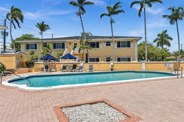 $195,000 | 5800 Northeast 22nd Way, Unit 523, Fort Lauderdale, FL 33308