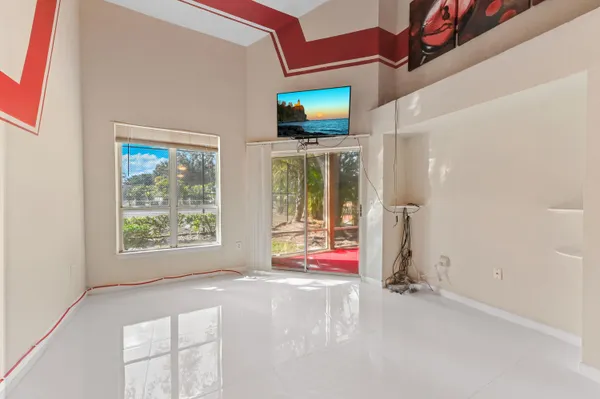$2,100 | 4791 Via Palm Lakes, Unit 1706, West Palm Beach, FL 33417