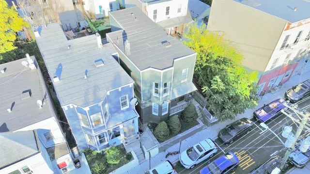 $850,000 | 620 37th Street, Union City, NJ 07087