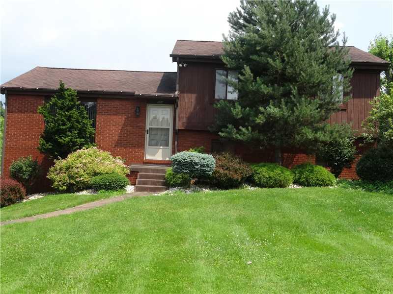 554 Country Club Road Washington, PA 15301 - Photo 1 of 24 Exterior Front.