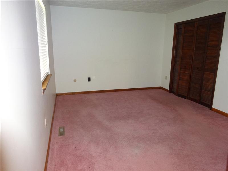 554 Country Club Road Washington, PA 15301 - Photo 16 of 24 Master Bedroom.