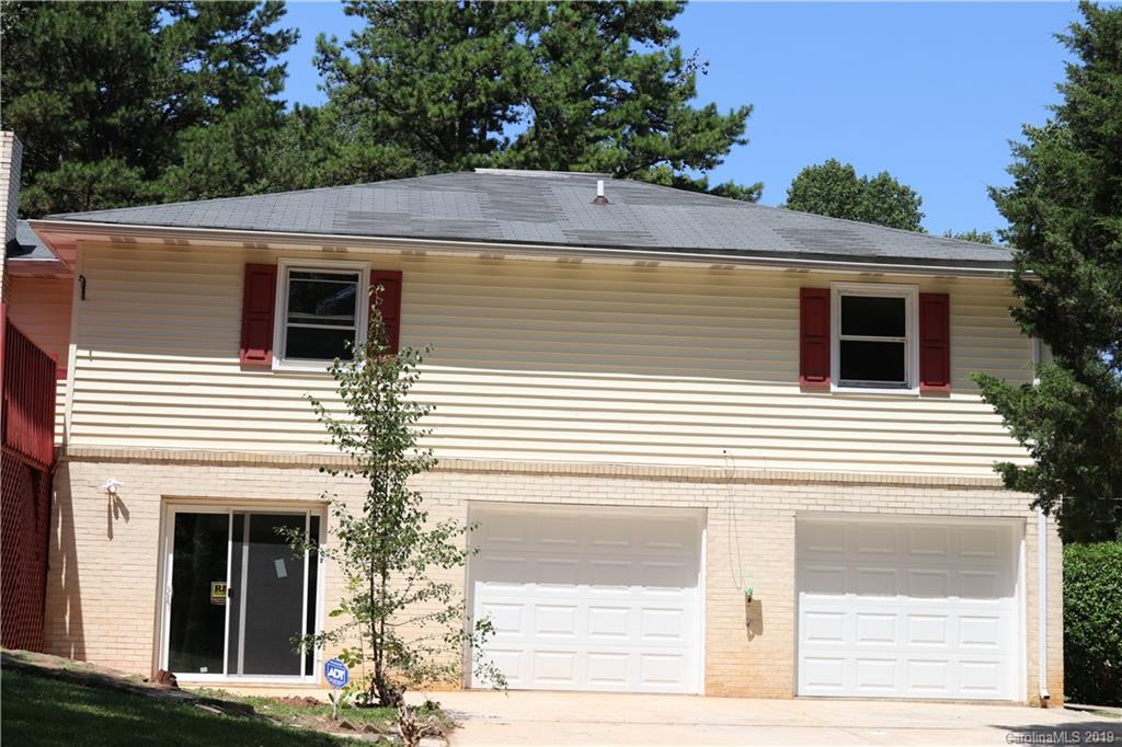 4020 Lake Road Charlotte, NC 28269 - Photo 32 of 33 Gallery Image 32