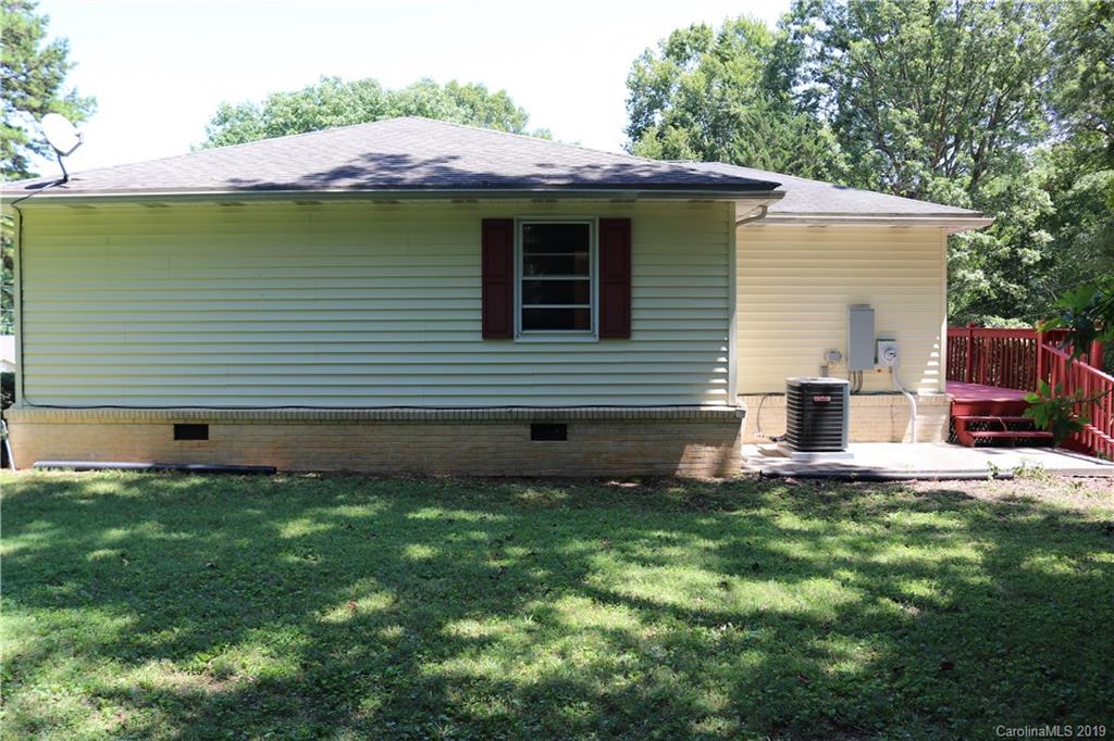 4020 Lake Road Charlotte, NC 28269 - Photo 33 of 33 Gallery Image 33