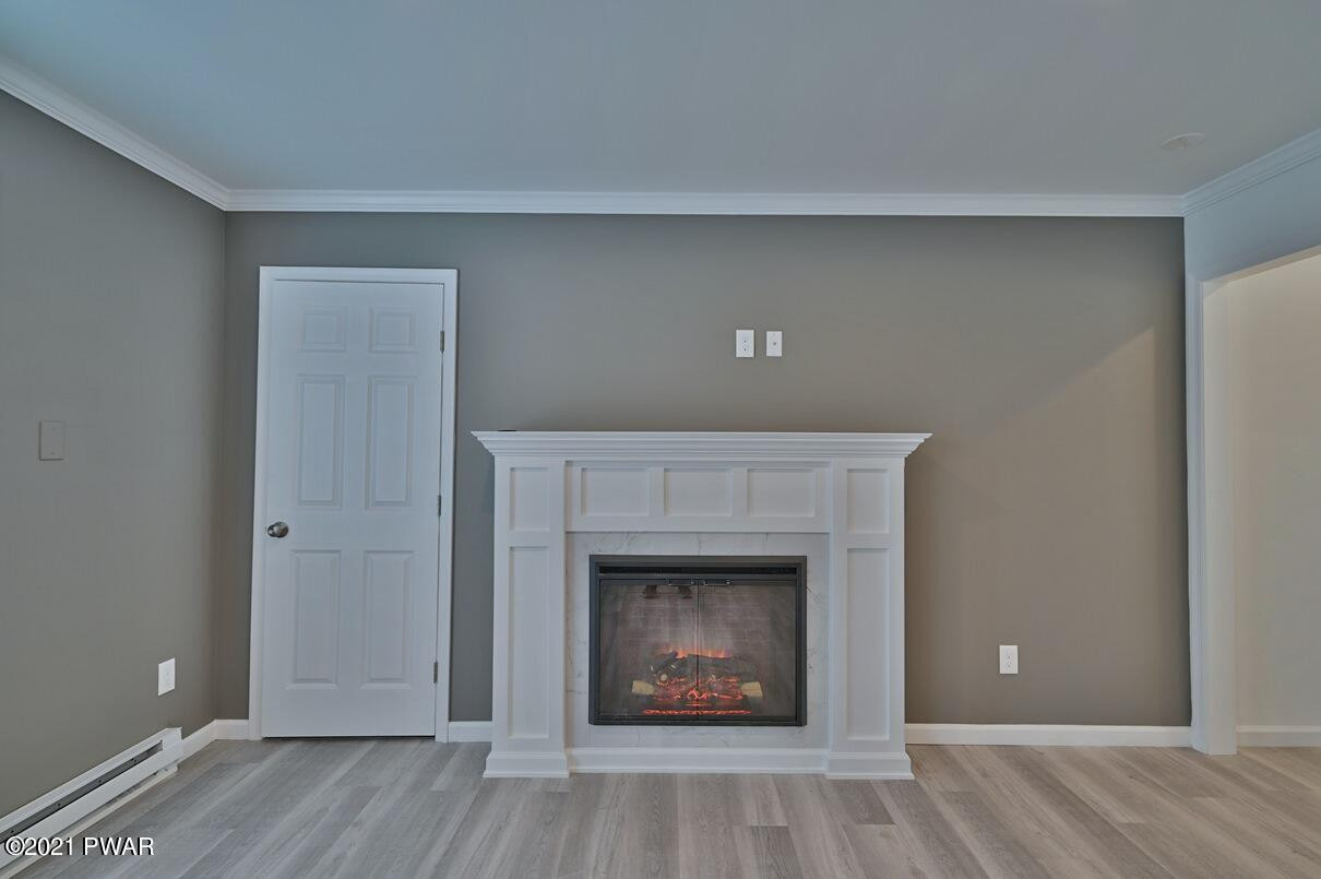 426 Plank Road Beach Lake, PA 18405 - Photo 28 of 119 Living Room