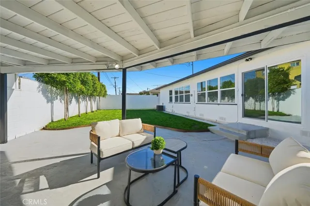 a picture of floor plan