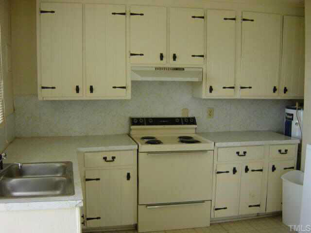 612 Roxboro Road Oxford, NC 27565 - Photo 2 of 4 Gallery Image 2